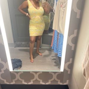 Groovy yellow v neck dress